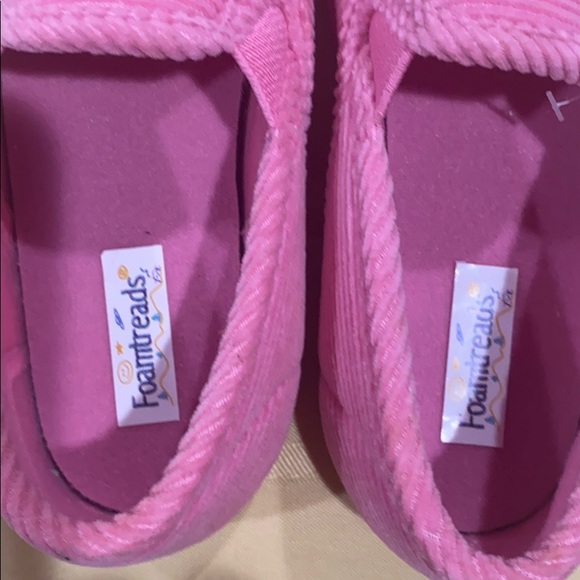 New Foamthreads corduroy pink slippers girl Sz 13 - Picture 3 of 11